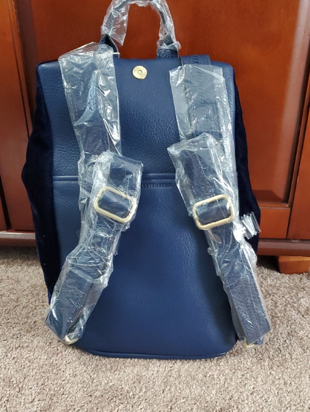 BRAND NEW!!  AIMEE KETSENBERG Women's Velvet Sling Backpack in Deep Navy - Picture 4 of 4